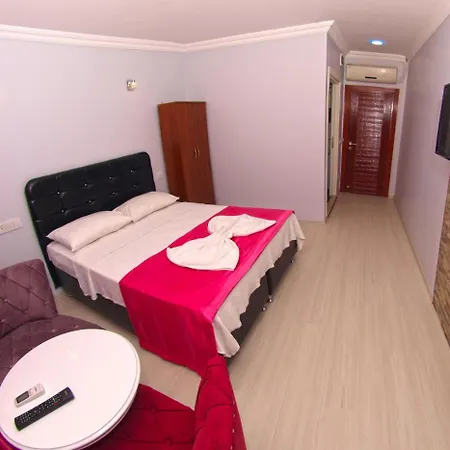 Kadikoy Atlas Hotel *